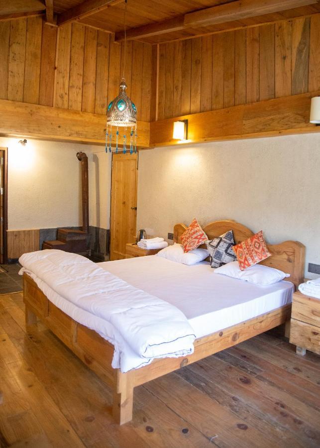 Osho Himalayas Wellness Resort Kangra Exterior photo
