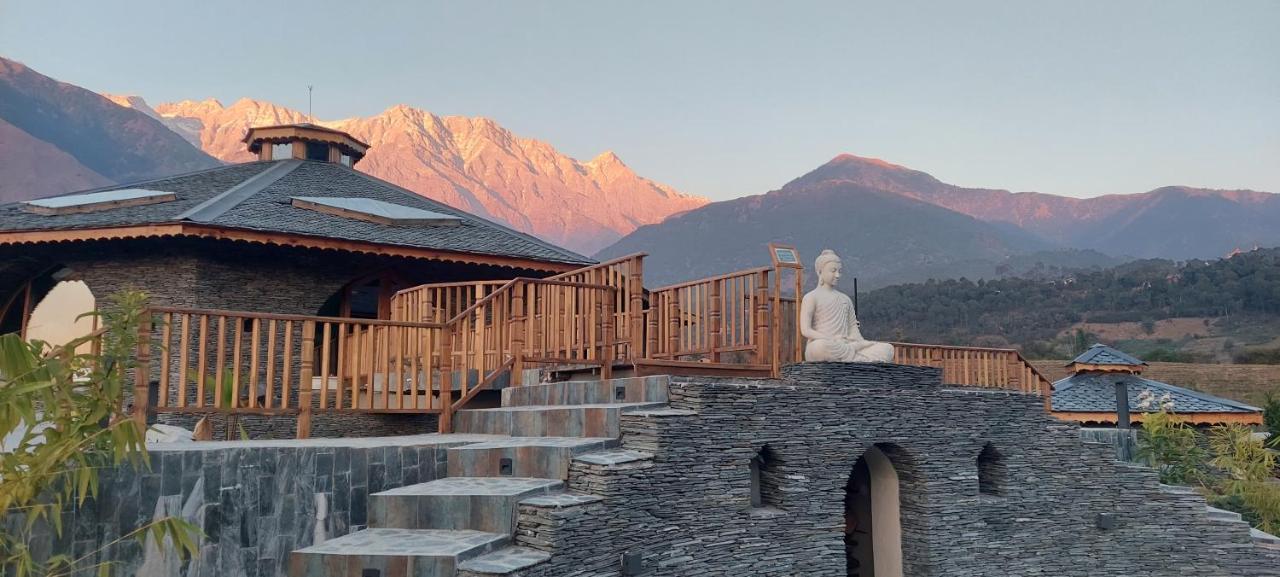 Osho Himalayas Wellness Resort Kangra Exterior photo