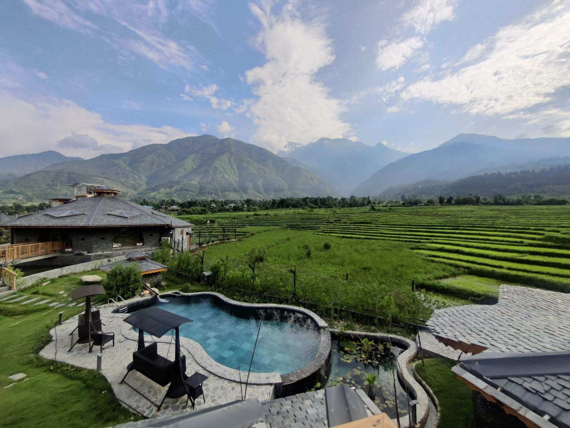 Osho Himalayas Wellness Resort Kangra Exterior photo